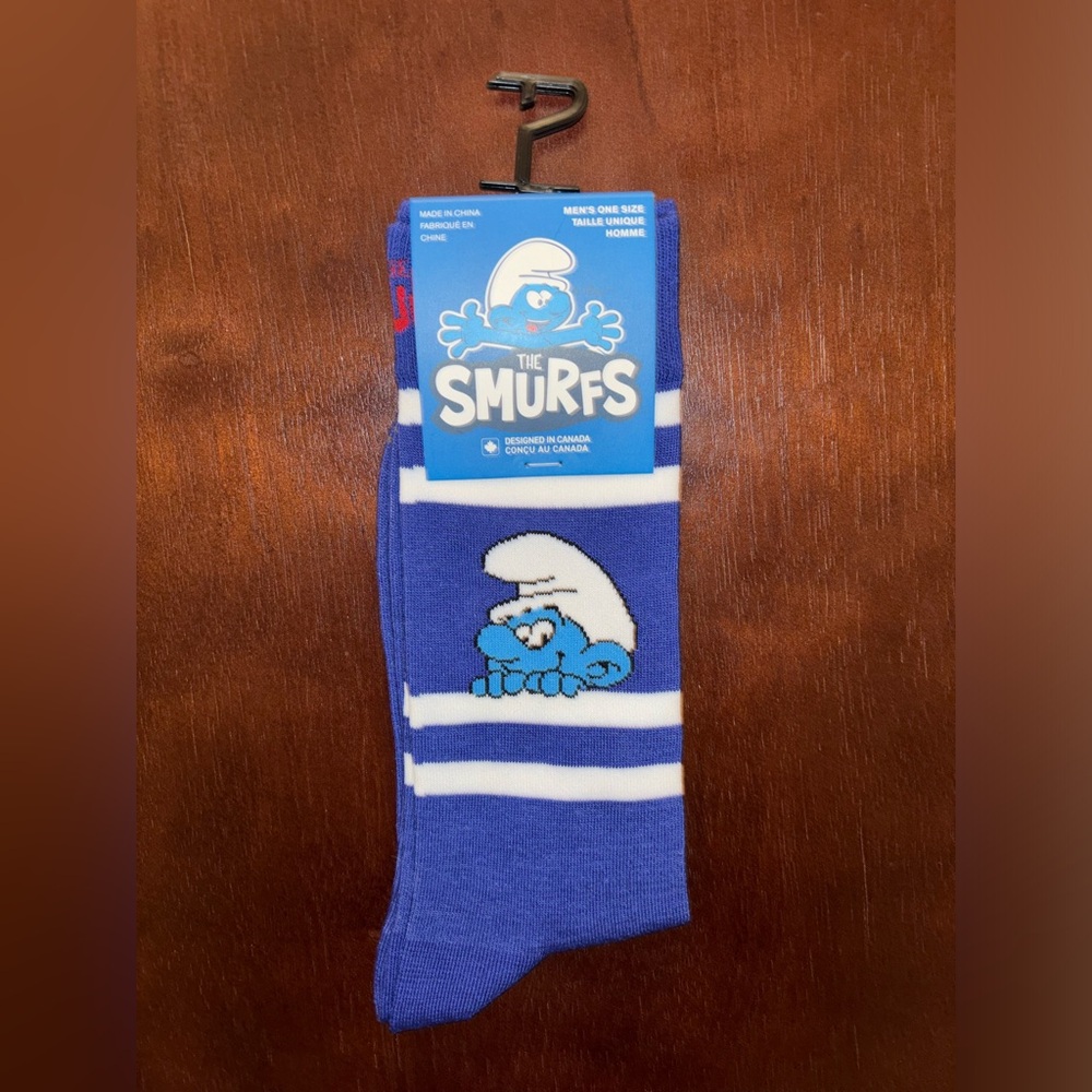 THE SMURFS NOVELTY CREW SOCKS NWT MEN’S SHOE SIZE 7-12